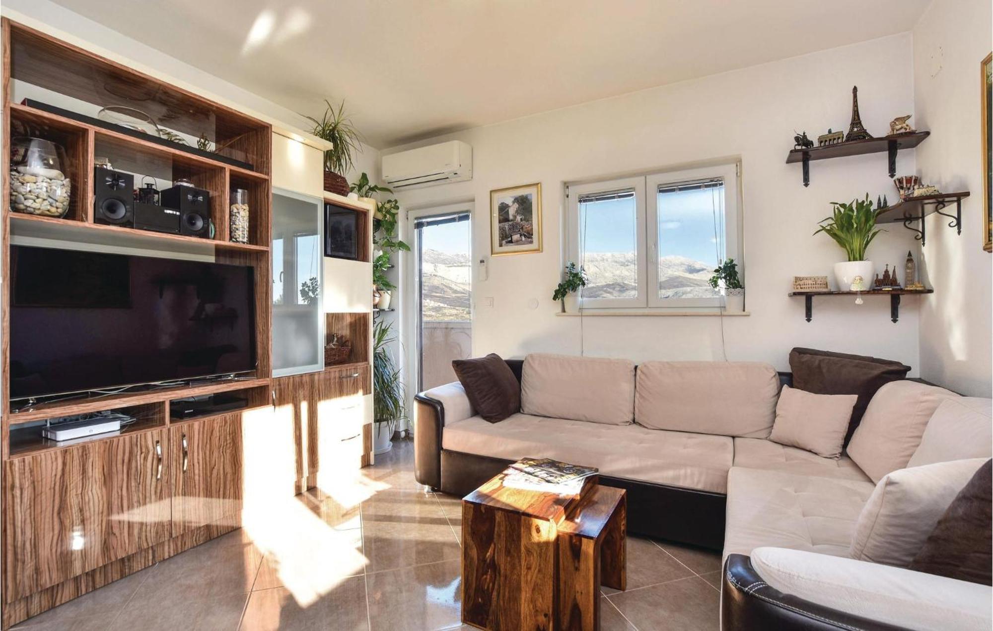Lovely Home In Split With Jacuzzi Eksteriør bilde