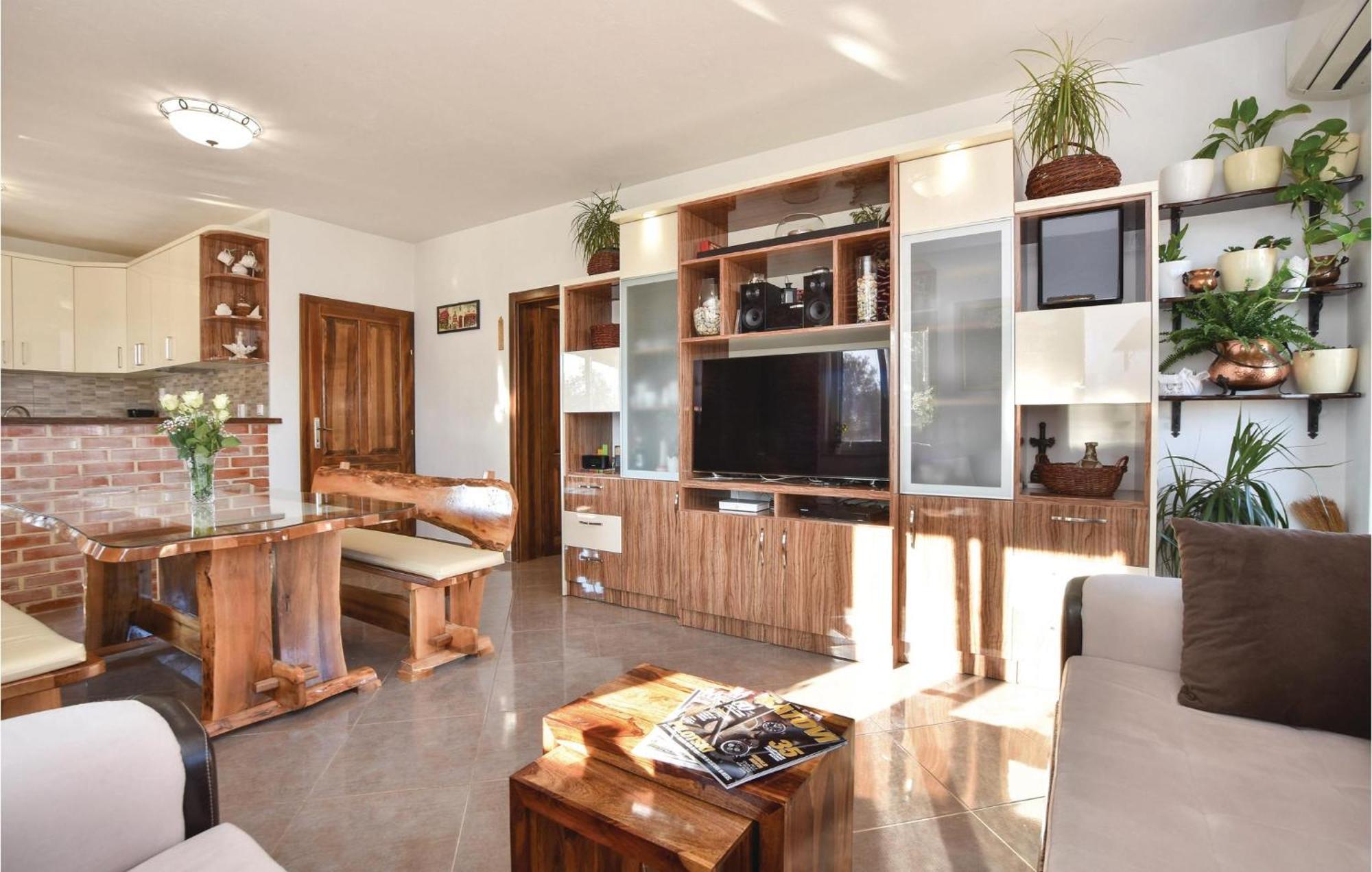 Lovely Home In Split With Jacuzzi Eksteriør bilde
